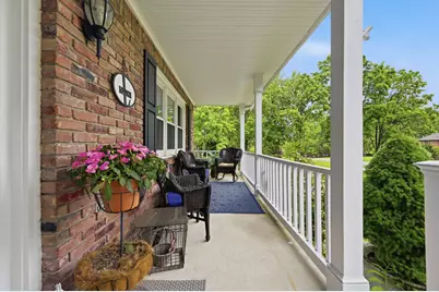 2357 Westgate Drive, Pittsburgh, PA 15237 - Photo 2