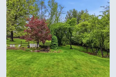 2357 Westgate Drive, Pittsburgh, PA 15237 - Photo 6