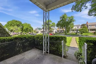 1060 Pacific Ave, Brackenridge, PA 15014 - Photo 6