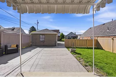 1060 Pacific Ave, Brackenridge, PA 15014 - Photo 28