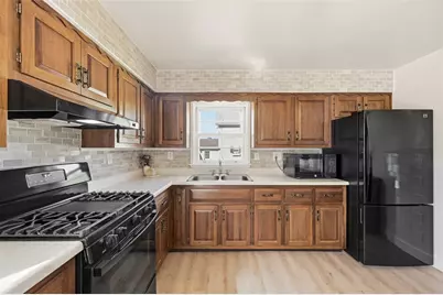 1060 Pacific Ave, Brackenridge, PA 15014 - Photo 14