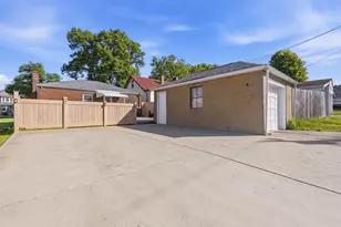 1060 Pacific Ave, Brackenridge, PA 15014 - Photo 34