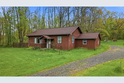 16 Gibson Road, Hempfield Township, PA 16125 - Photo 2