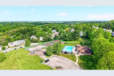 817 Lexington Dr, Hopewell Township, PA 15001 - Photo 6