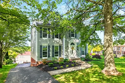 817 Lexington Dr, Hopewell Township, PA 15001 - Photo 2