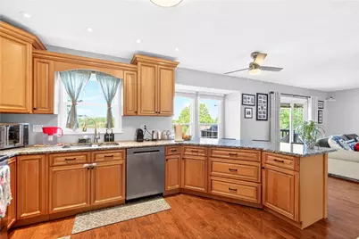 817 Lexington Dr, Hopewell Township, PA 15001 - Photo 18