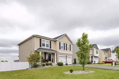 117 Hawthorne Dr, Connoquenessing Boro, PA 16033 - Photo 2