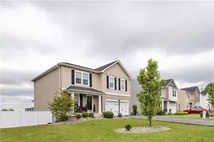 117 Hawthorne Dr, Connoquenessing Boro, PA 16033 - Photo 2