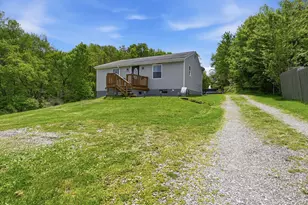 254 Pine Dr, Summit Township, PA 16002 - Photo 2