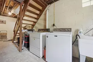217 Linnview Ave, Pittsburgh, PA 15210 - Photo 22