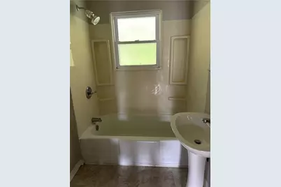 612 Hazel St, West Mifflin, PA 15122 - Photo 6