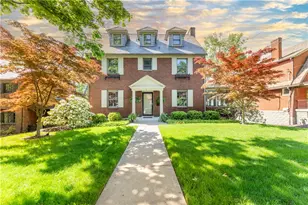 106 Woodhaven Dr, Pittsburgh, PA 15228 - Photo 2