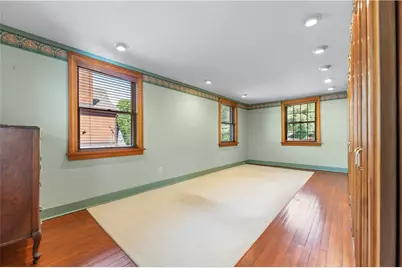 106 Woodhaven Dr, Pittsburgh, PA 15228 - Photo 16