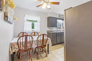 122 Hillcrest Dr, Ross Twp, PA 15237 - Photo 12