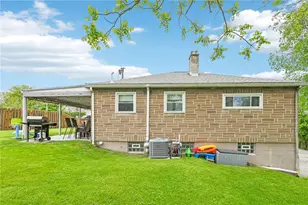 122 Hillcrest Dr, Ross Twp, PA 15237 - Photo 40