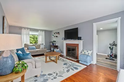 853 Vermont Ave, Pittsburgh, PA 15234 - Photo 4