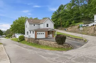 470 Reidmore Rd, Connellsville, PA 15425 - Photo 4
