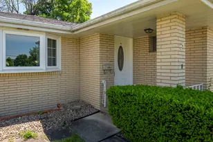 112 Murrayhill Ave, Cheswick, PA 15024 - Photo 2