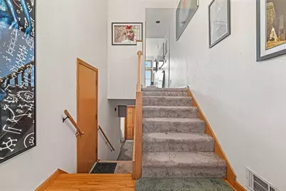 5632 Pocusset, Pittsburgh, PA 15217 - Photo 2