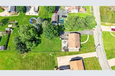 4 Meadowcrest Dr, Cecil, PA 15321 - Photo 42