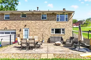 4 Meadowcrest Dr, Cecil, PA 15321 - Photo 36