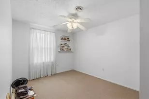 125 Oakhaven Dr, Economy, PA 15042 - Photo 24