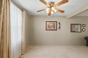 125 Oakhaven Dr, Economy, PA 15042 - Photo 20