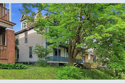 538 E 9th Ave, Munhall, PA 15120 - Photo 2