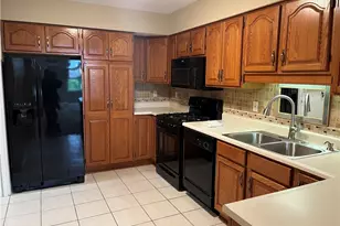 146 Steeplechase, West Deer, PA 15044 - Photo 4