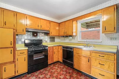 1144 Sarah St, Bethel Park, PA 15102 - Photo 8