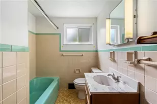 1144 Sarah St, Bethel Park, PA 15102 - Photo 20