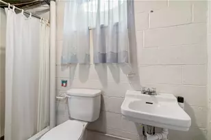 1144 Sarah St, Bethel Park, PA 15102 - Photo 24