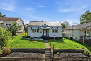 444 Bechman St, Springdale Boro, PA 15144 - Photo 1