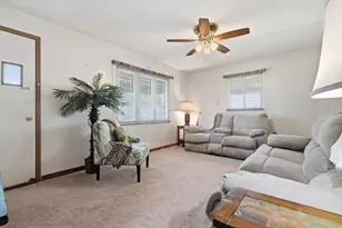 444 Bechman St, Springdale Boro, PA 15144 - Photo 4