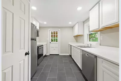 11 Lee Ave, Pittsburgh, PA 15221 - Photo 6