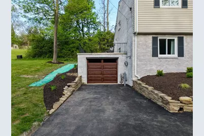 2661 Old Washington Rd, Pittsburgh, PA 15241 - Photo 2