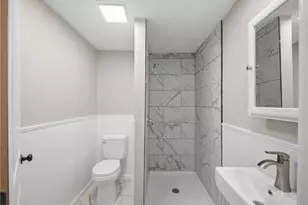 2618 Sumner St, Pittsburgh, PA 15203 - Photo 14