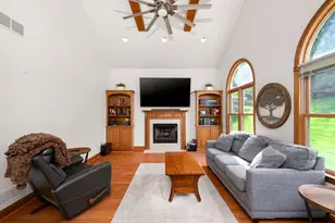 227 St Leonards Ln, Cranberry Township, PA 16066 - Photo 18