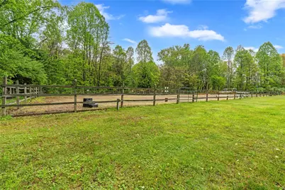 952 Bush, Loyalhanna, PA 15681 - Photo 42