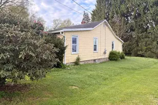 19 Saul Ave, Greenville Boro, PA 16125 - Photo 2