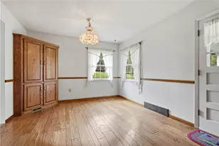 215 Edgewood Dr, Buffalo Township, PA 16055 - Photo 12