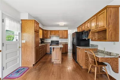 215 Edgewood Dr, Buffalo Township, PA 16055 - Photo 8