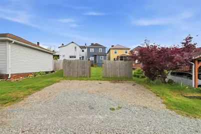 621 Indiana Avenue, Avonmore, PA 15618 - Photo 22