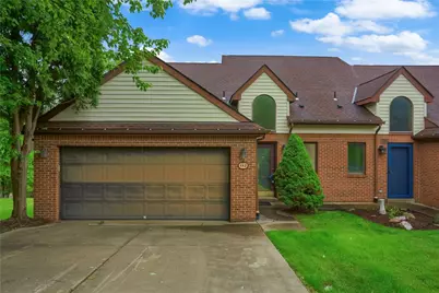 112 Trolley Court, Pittsburgh, PA 15237 - Photo 2