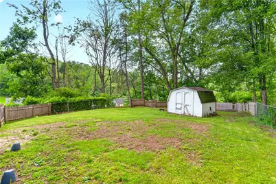 2925 Sebolt Road, South Park, PA 15129 - Photo 32