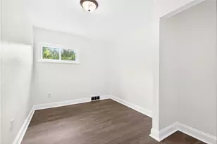 2925 Sebolt Rd, South Park, PA 15129 - Photo 22