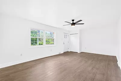 2925 Sebolt Road, South Park, PA 15129 - Photo 14