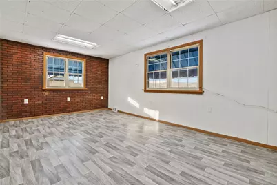 832 Delaware Ave, Glassport, PA 15045 - Photo 4