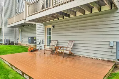 1503 Pointe View Dr, Adams Township, PA 16046 - Photo 6