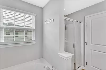 1503 Pointe View Dr, Adams Township, PA 16046 - Photo 28